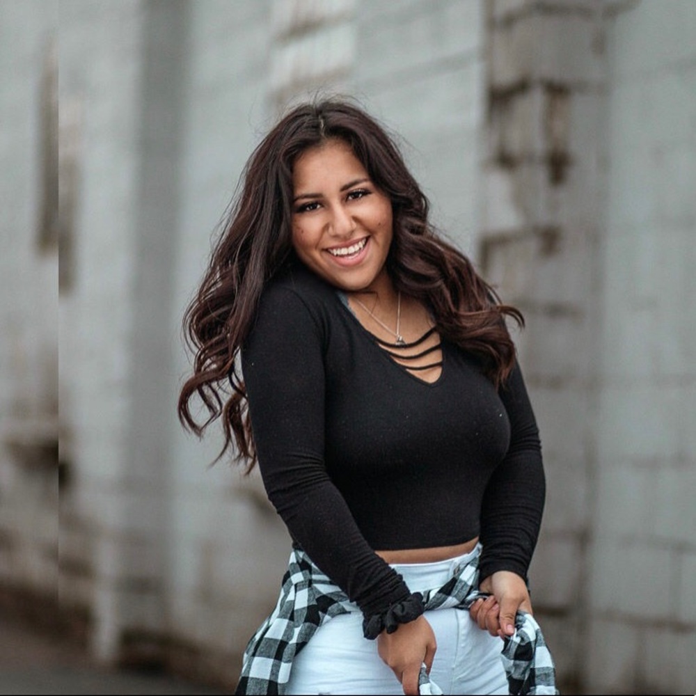 Meet your Posher, Leslie